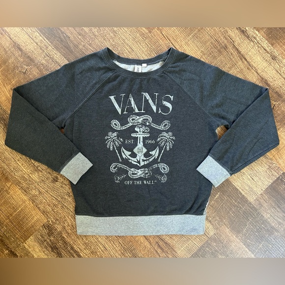 2🥑’s/$29~VANS Vintage Grey Sweatshirt~Medium - Picture 2 of 10